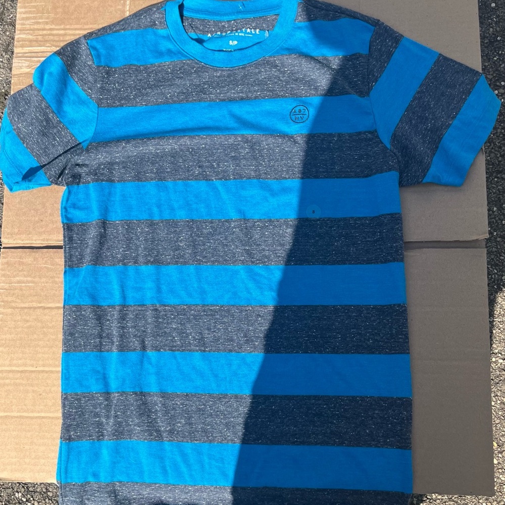 Brand new without tag Aeropostale young men’s small striped T-shirt